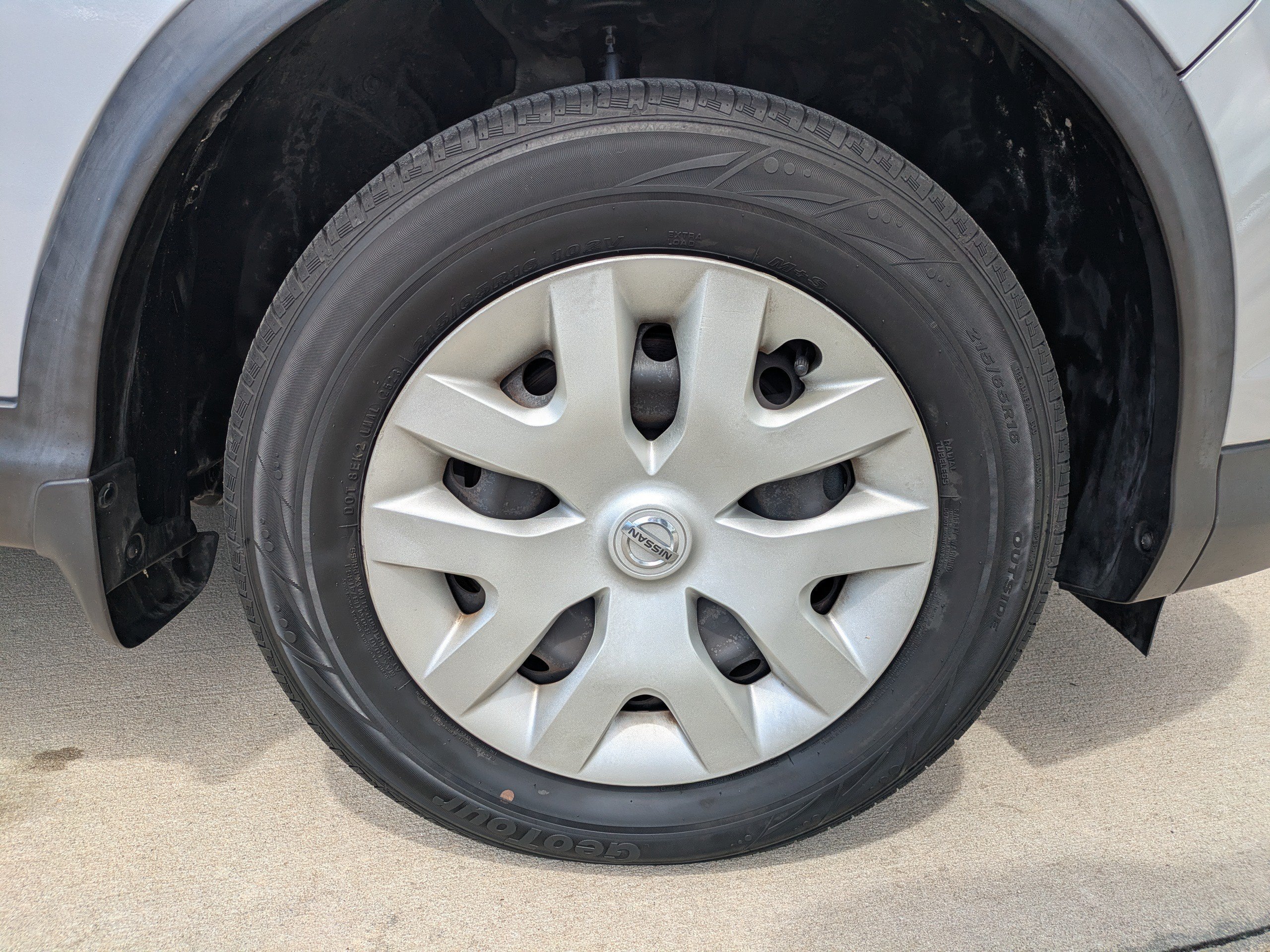 2019 Nissan Rogue Sport S - Photo 9