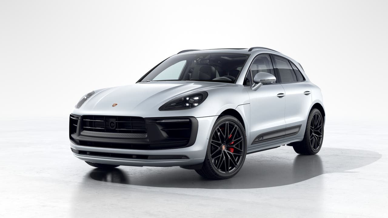New Dolomite Silver Metallic 2026 Porsche Macan in Riverside, CA
