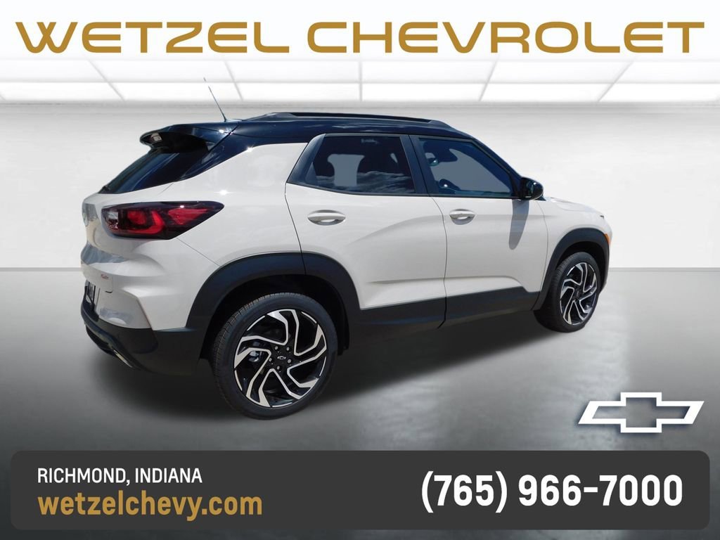 New 2026 White Sands Chevrolet RS image 3