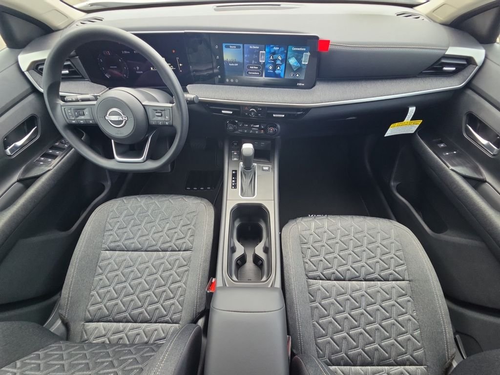 New 2026 Aspen White TriCoat / Super Black Two-tone Nissan SV image 19
