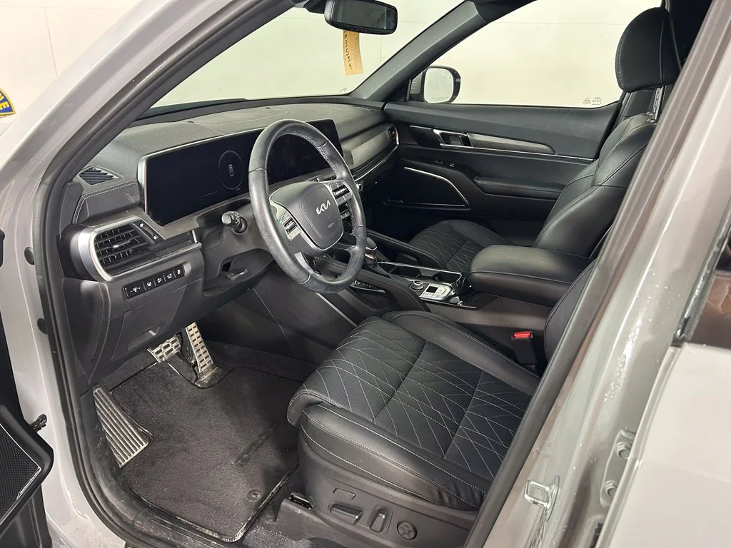 Used 2024 Gray Kia SX X-Line image 7