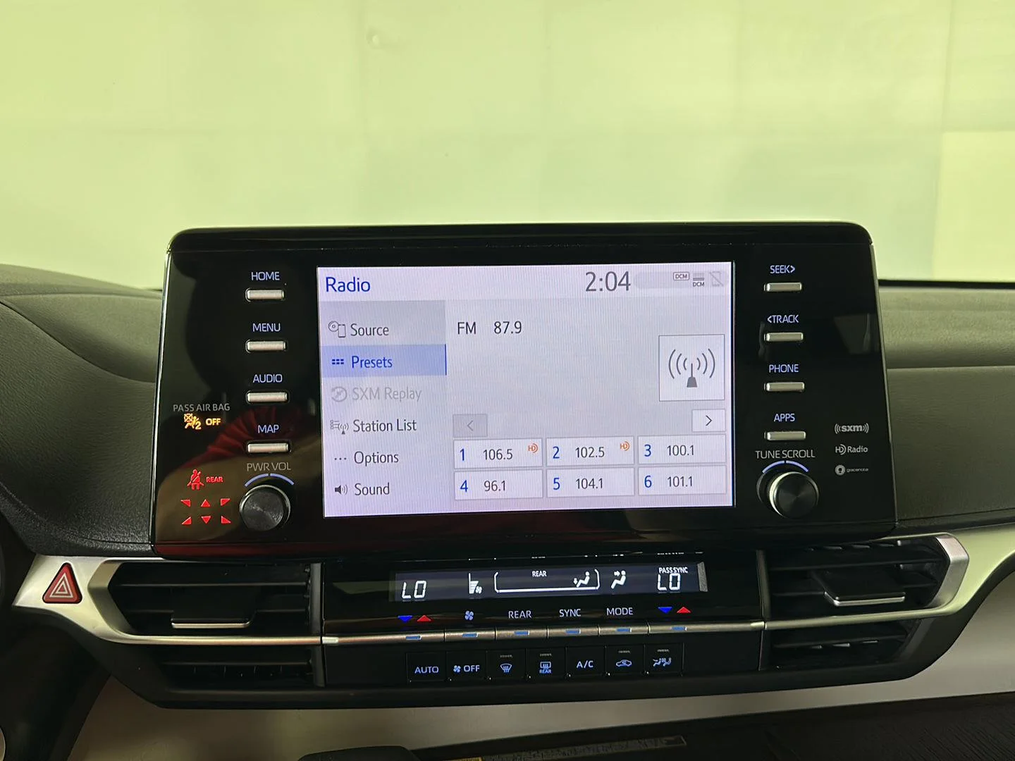 Used 2021 Midnight Black Metallic Toyota LE image 18