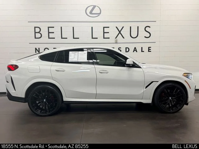 Used 2023 White BMW xDrive40i image 3