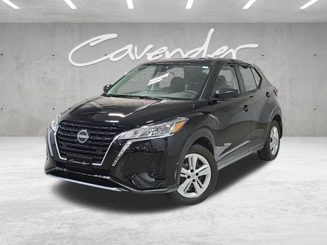 2025 Nissan KICKS PLAY Base