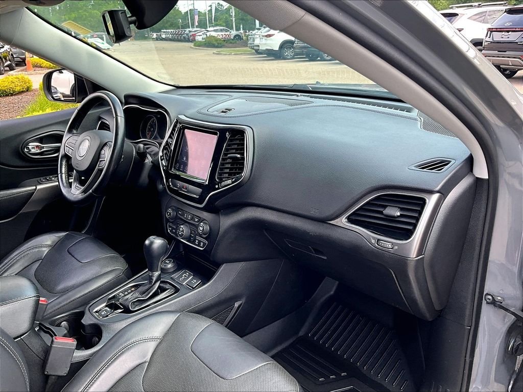 Used 2020 Gray Jeep Limited image 14