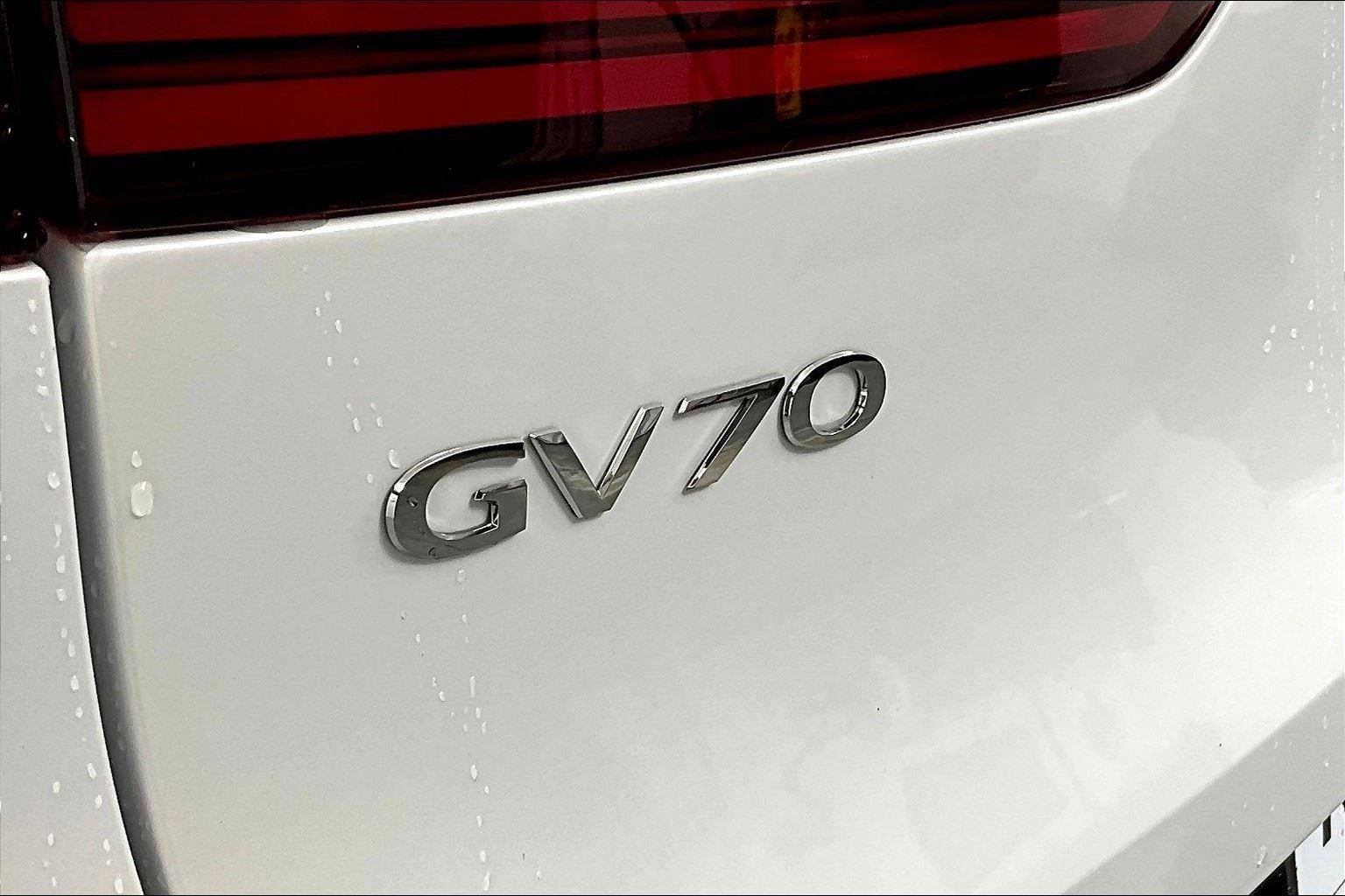 2026 GENESIS GV70 Select - Photo 8