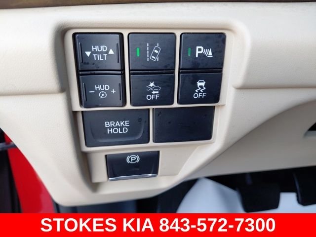Used 2019  Acura Advance Package image 17