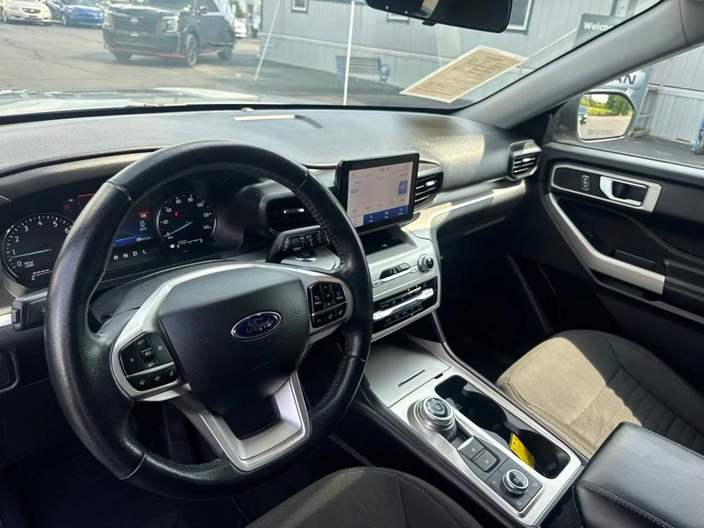 2021 Ford Explorer XLT - Photo 12