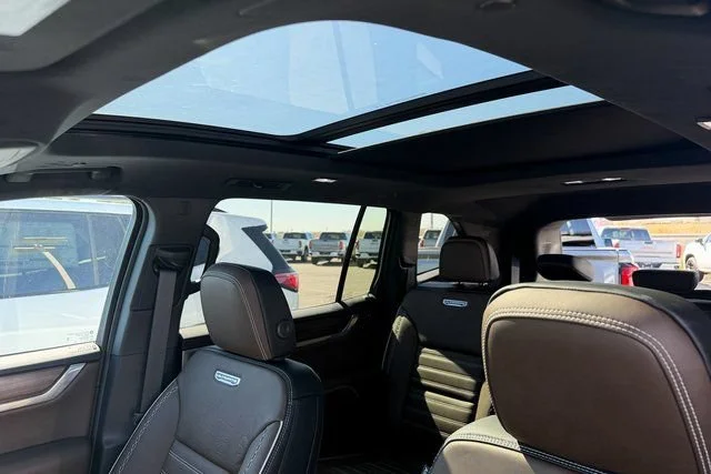 New 2026 Glacier White Tricoat GMC Denali Ultimate image 21
