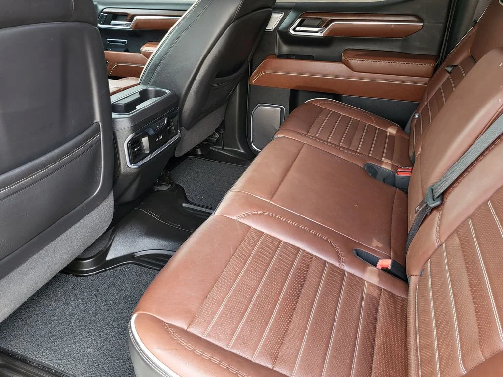Used 2024 Onyx Black GMC Denali Ultimate image 21