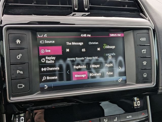 Used 2018 White Jaguar 25t R-Sport image 18