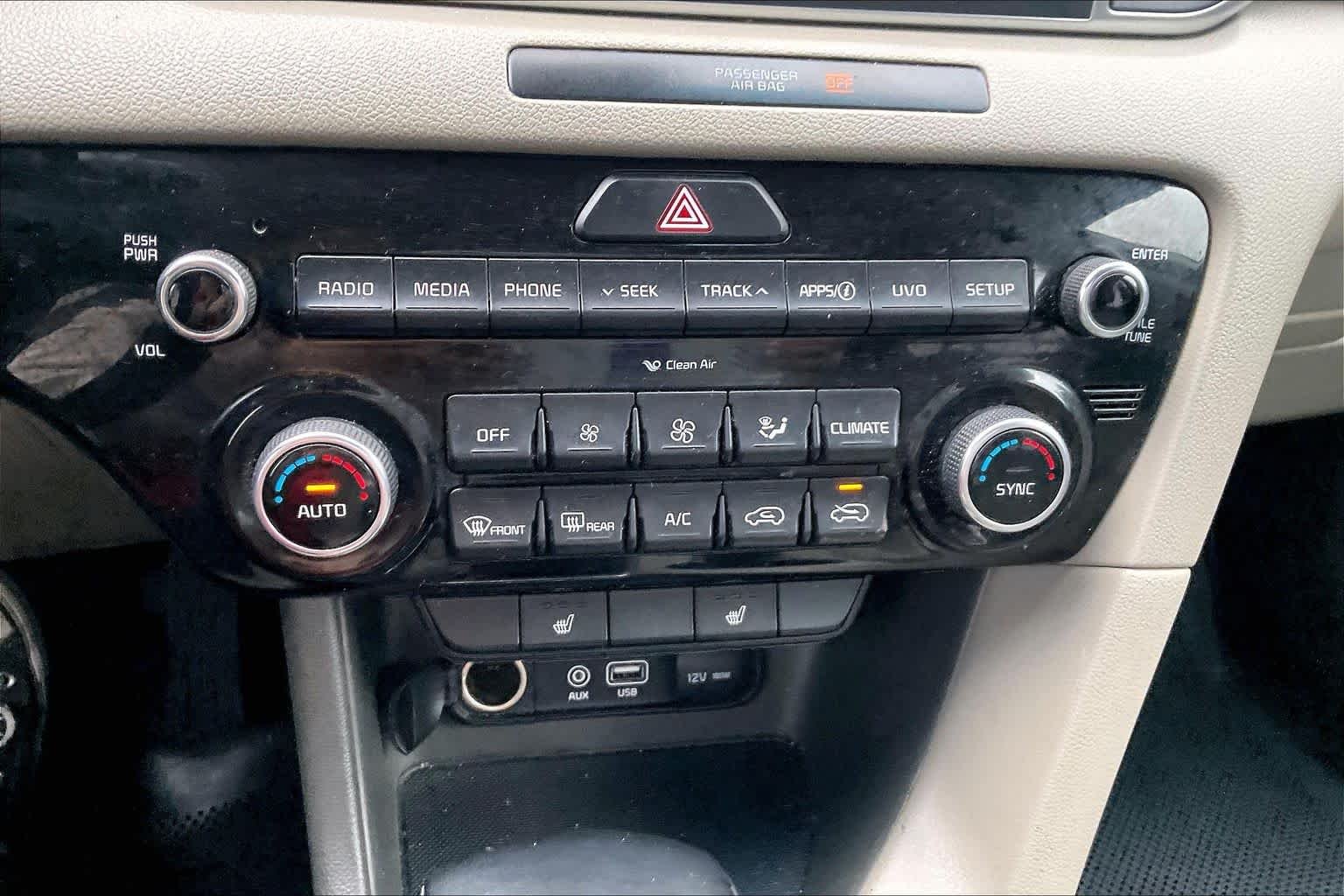 Used 2018 Snow White Pearl Kia EX image 32