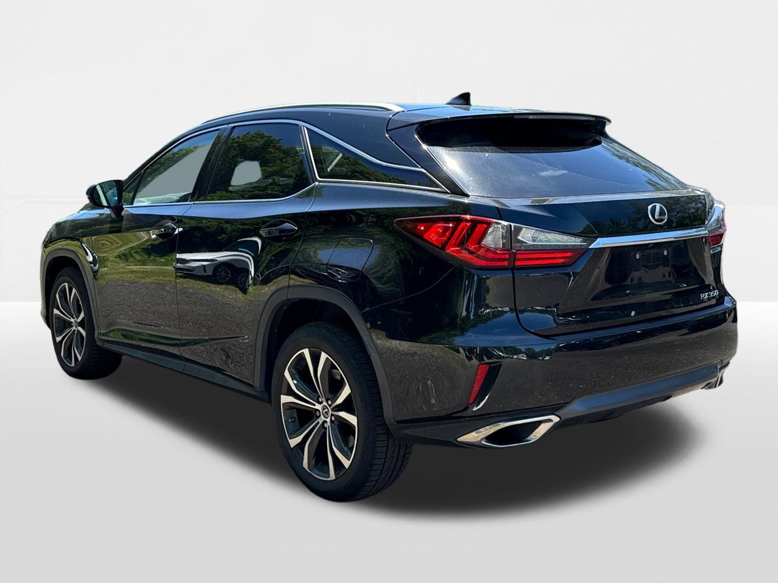 Used 2019  LEXUS FSPORT image 4