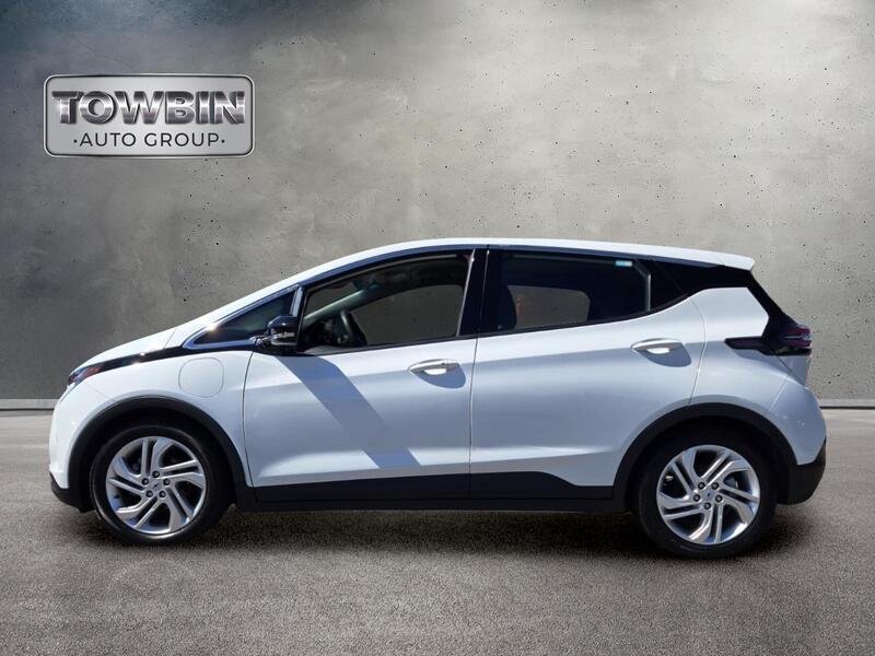 Used 2023 Summit White CHEVROLET 5DR WGN 1LT image 7