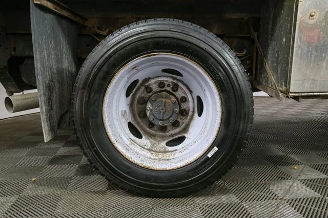 Used 2022 Black Ford XL image 14