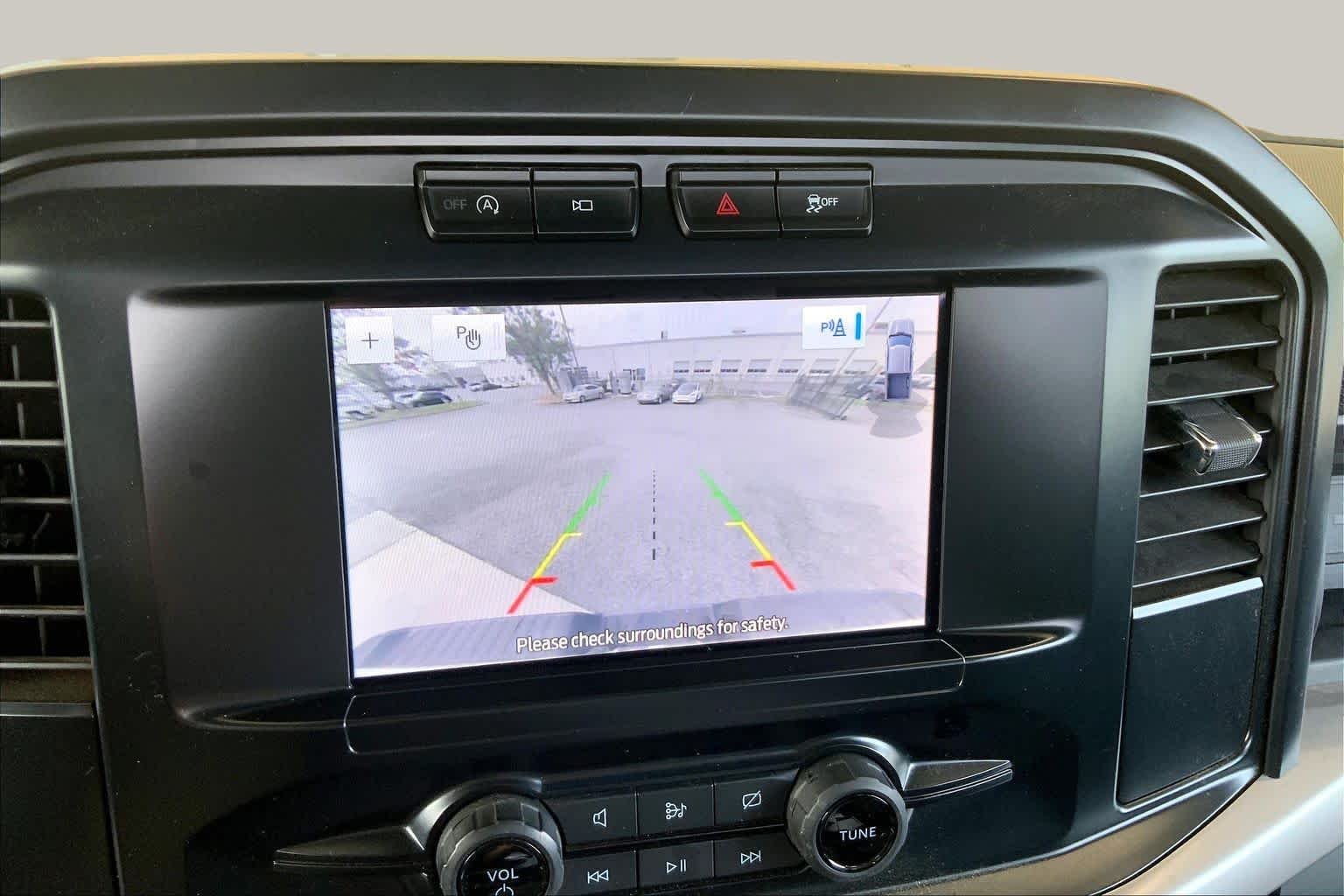 Used 2023 Oxford White Ford XL image 24