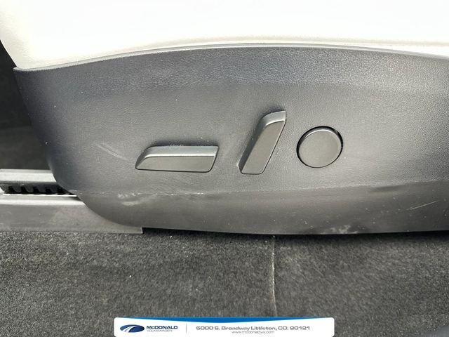 Used 2020  Tesla Long Range image 12