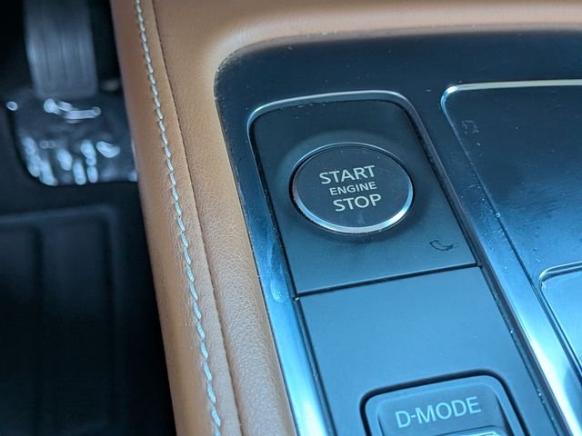 Used 2023 Blue INFINITI Sensory image 30