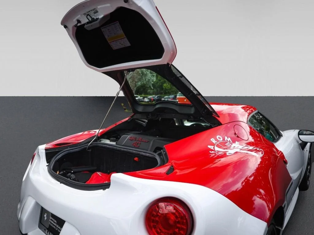 Used 2017 White Alfa Romeo Base image 24