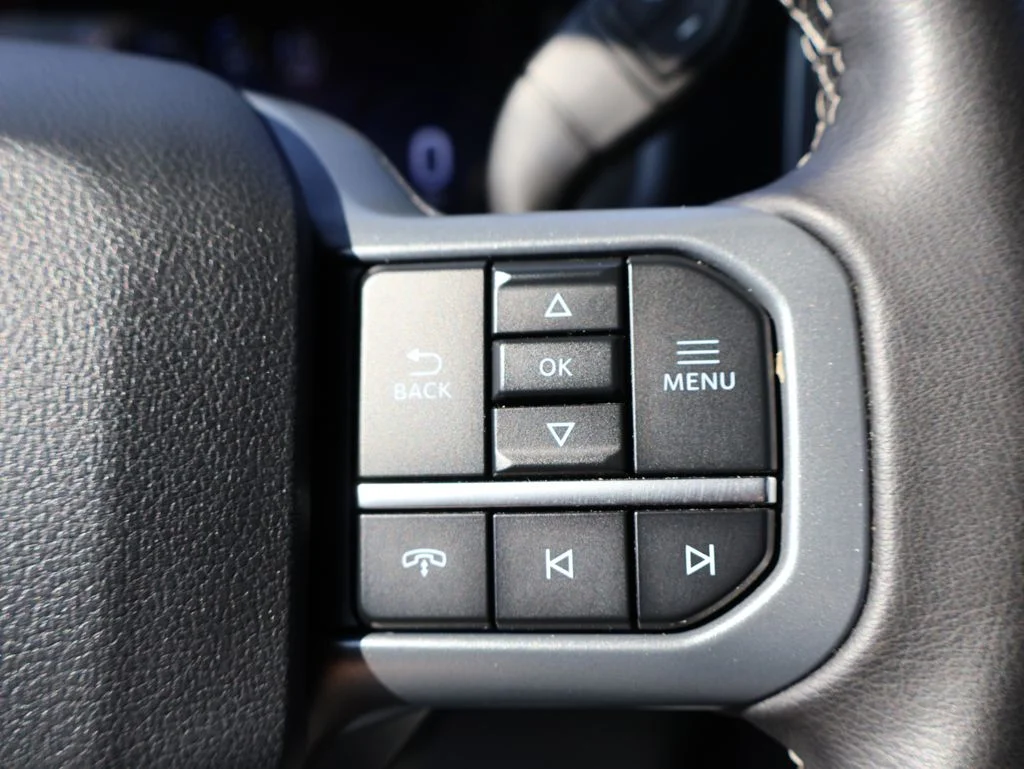 Used 2024 Avalanche Ford XLT image 28