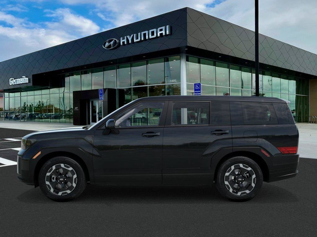 New 2027 Phantom Black Hyundai SE image 3