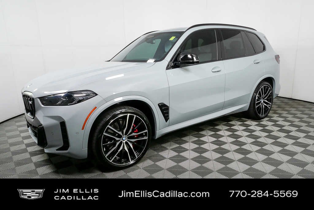 Used 2025 Brooklyn Grey Metallic BMW M60i image 28