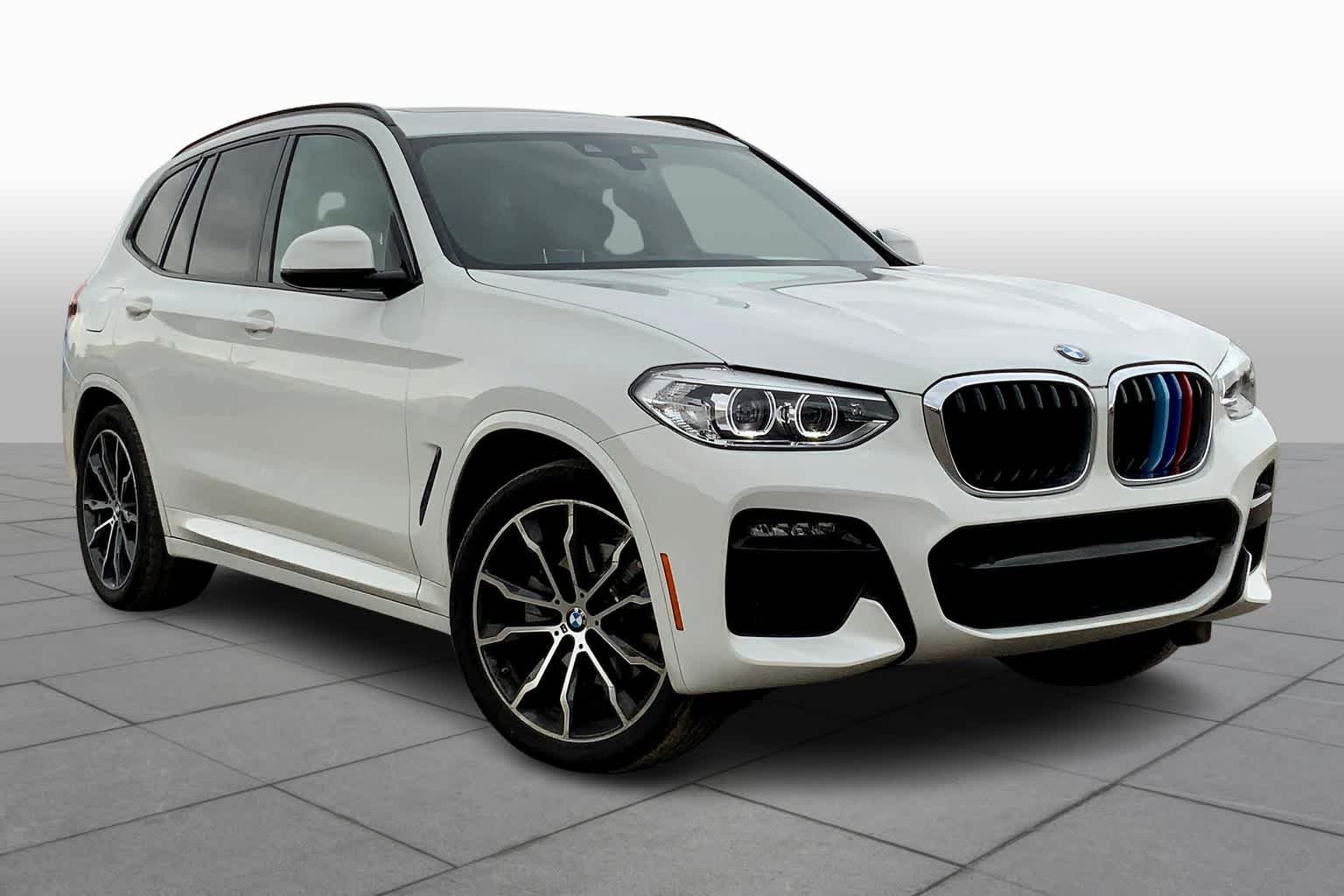Used 2021 Alpine White BMW xDrive30e image 2