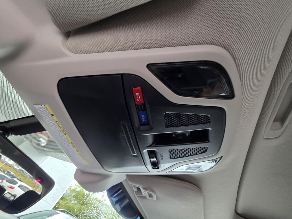 Used 2021 Black Subaru Onyx Edition XT image 27