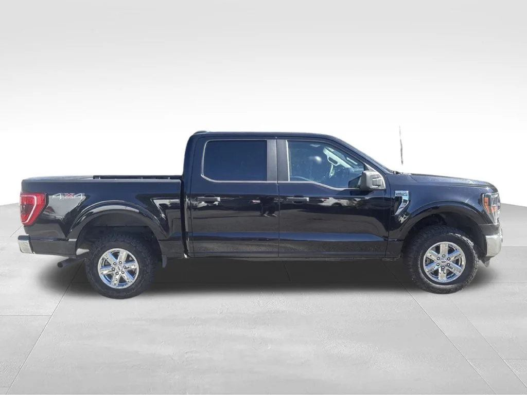 Used 2023 Black Ford XLT image 39