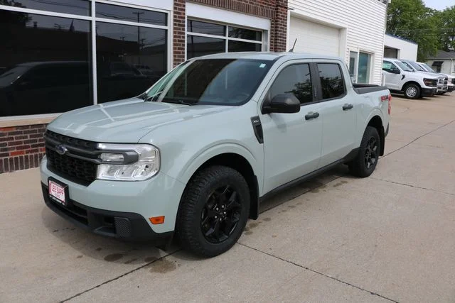 Used 2022 Cactus Green / Gray Ford XLT image 6