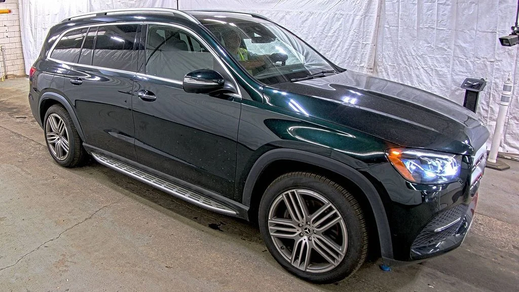 Used 2020 Green Mercedes-Benz GLS 450 image 3