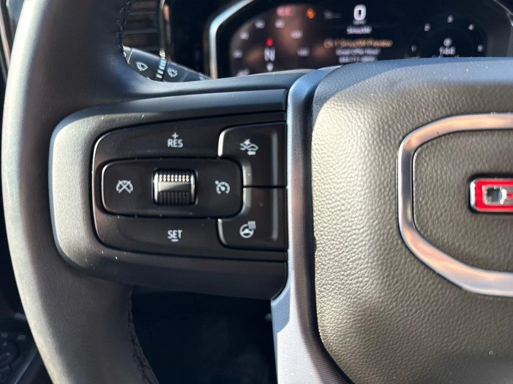 Used 2025 Onyx Black GMC 