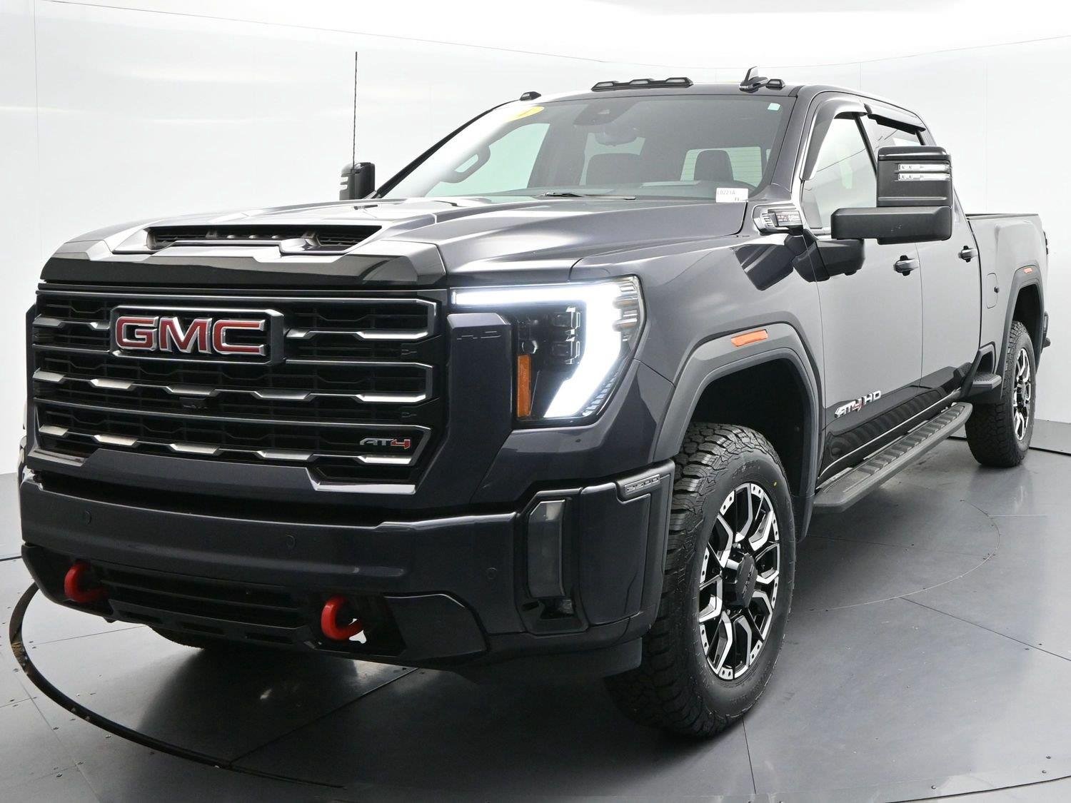 Used 2024 Titanium Rush Metallic GMC AT4 image 3