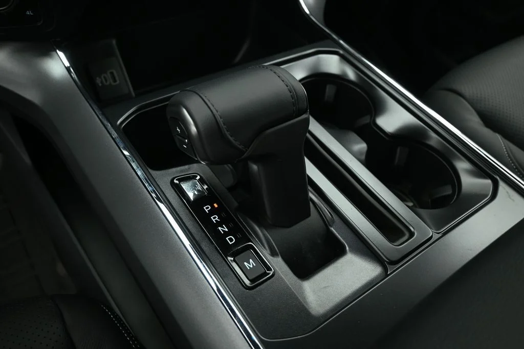 New 2026 Oxford White Ford XLT image 17