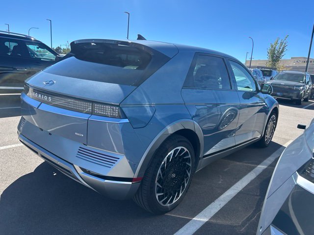 2024 Hyundai IONIQ 5 Limited - Photo 3