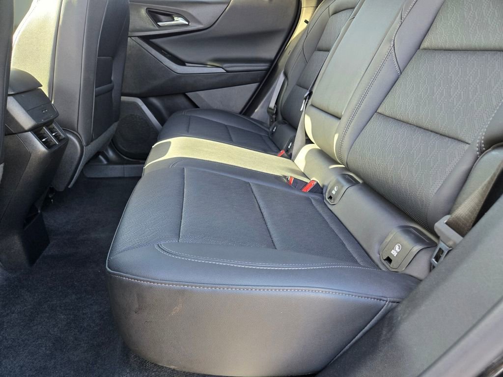 2025 Chevrolet Equinox LT - Photo 11