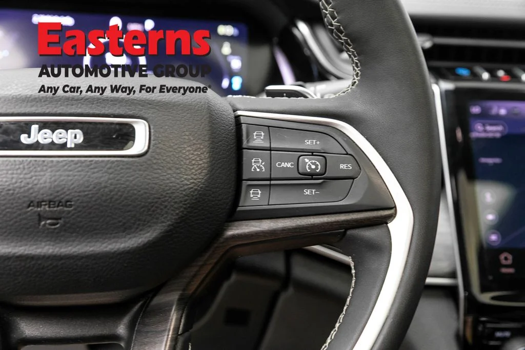 Used 2023 White Jeep 4xe image 16