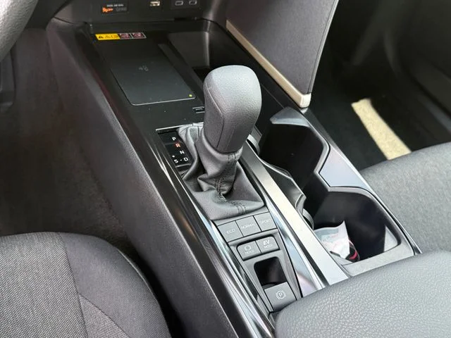 Used 2026 Ice Toyota LE image 20