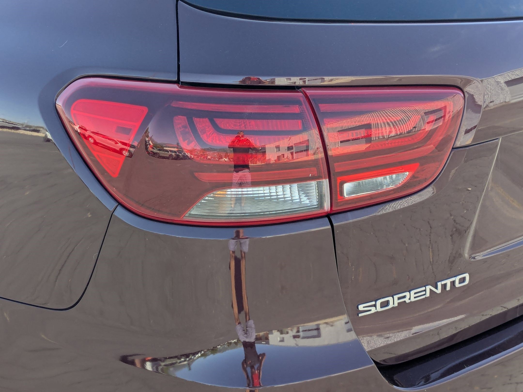 Used 2020 Sangria Kia LX V6 image 11