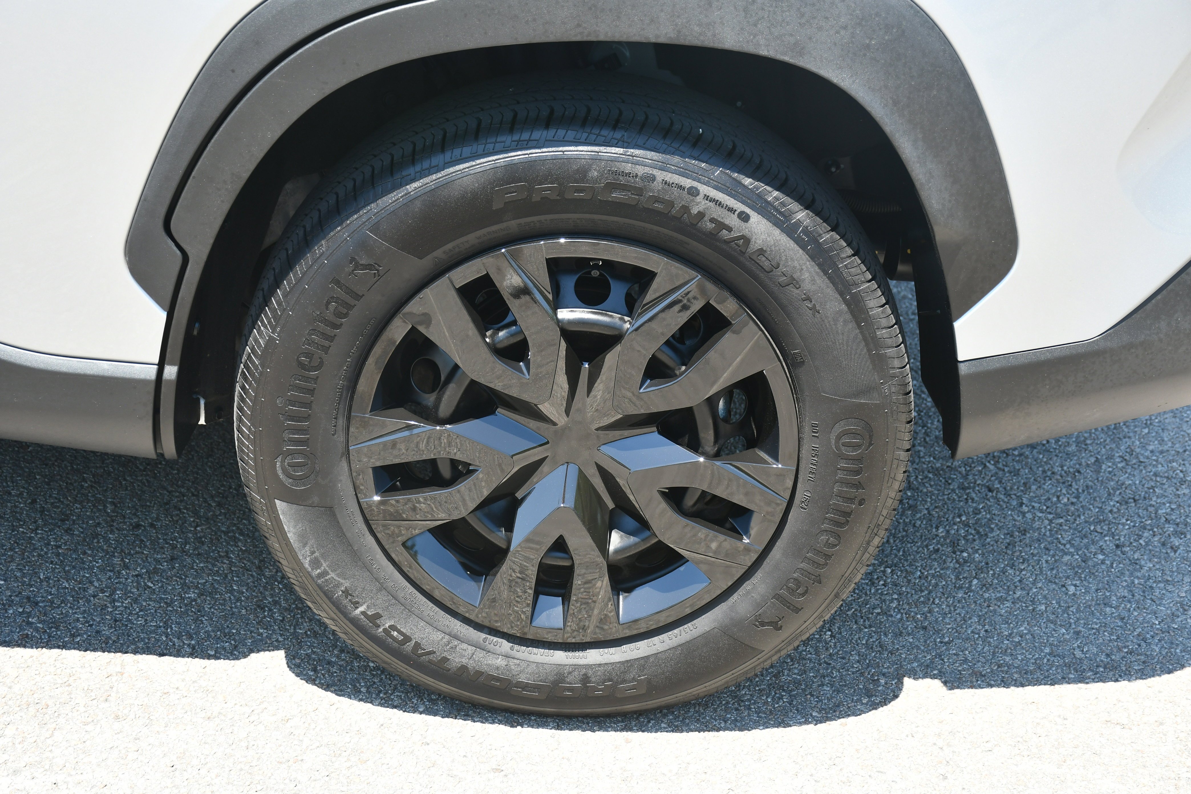 Used 2024 Silver Toyota L image 20