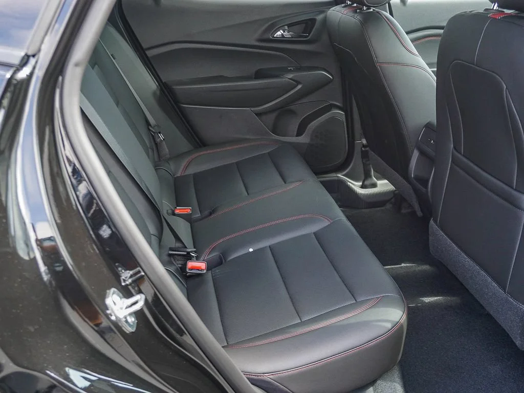 New 2026 Mosaic Black Metallic Chevrolet 2RS image 13