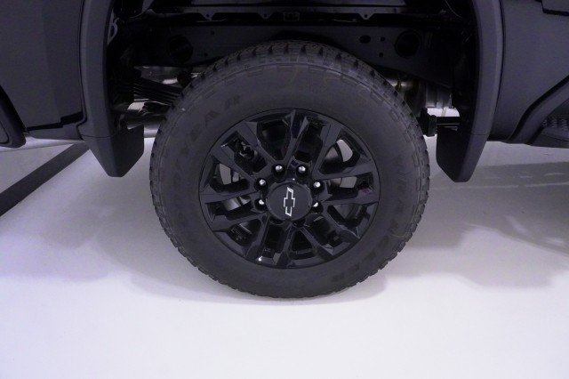 2026 Chevrolet Silverado 2500 HD Custom - Photo 6