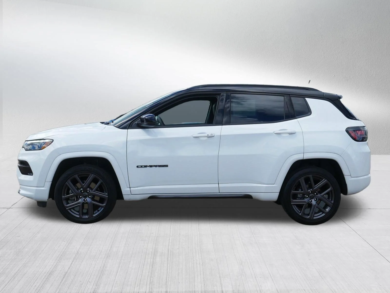 Used 2025 Bright White Clearcoat Jeep Limited image 4