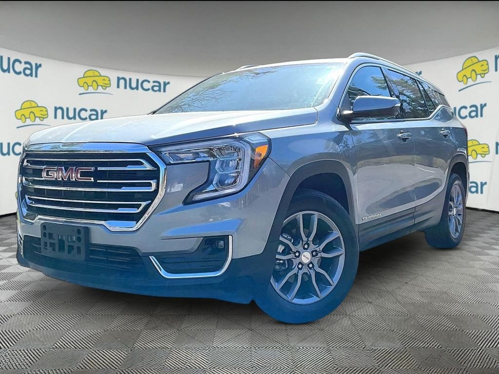 Used 2023 Silver GMC SLT image 3
