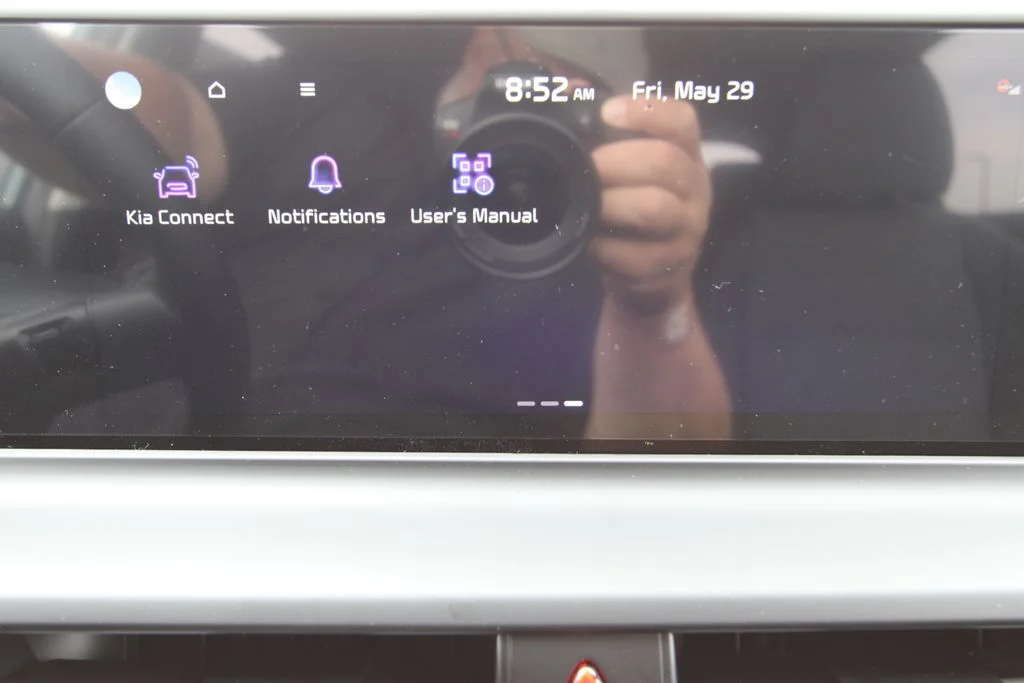 New 2026 Pluton Blue / Black Roof Kia S image 32