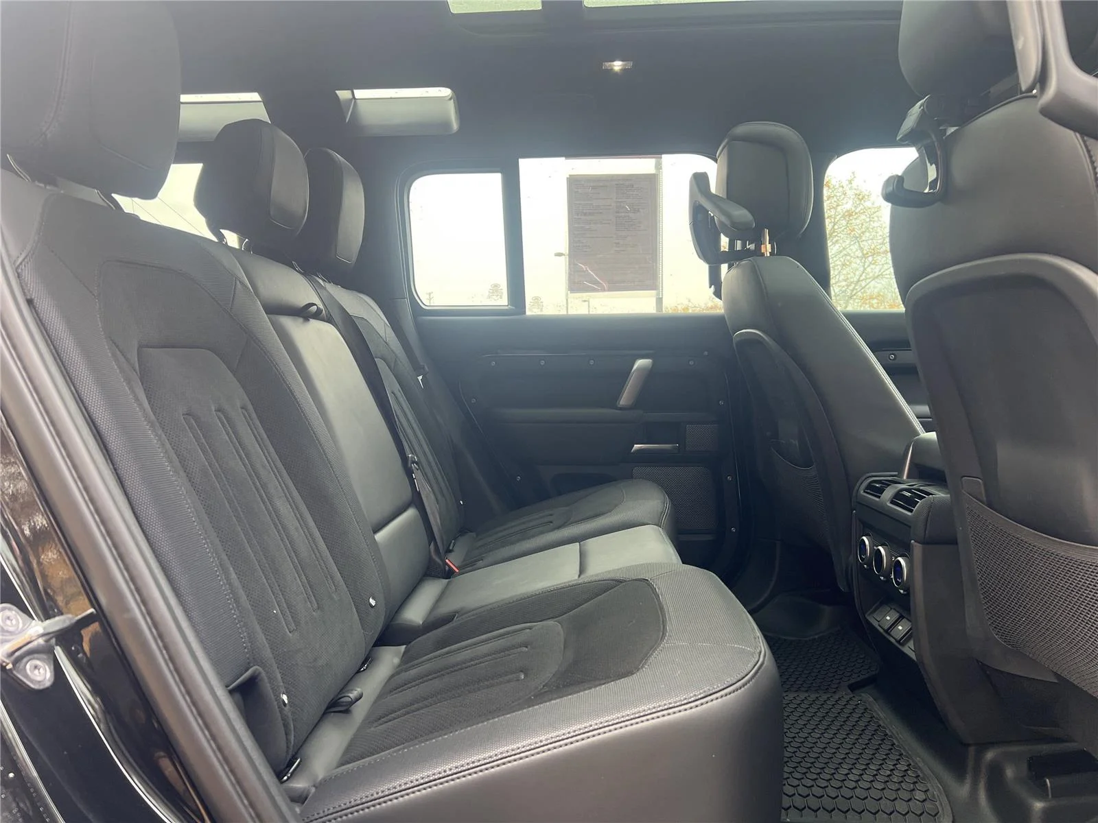 Certified Used 2024 Santorini Black Metallic Land Rover V8 image 29
