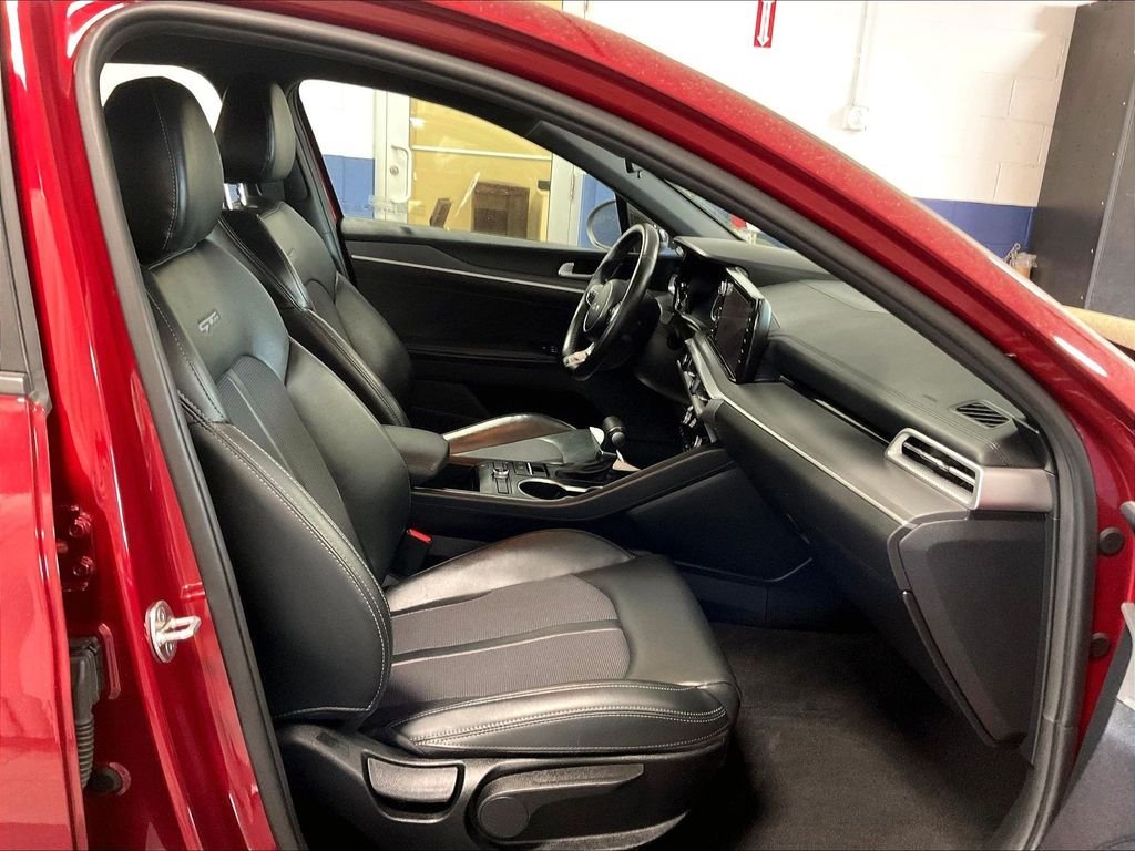Used 2022 Red Kia GT-Line image 11