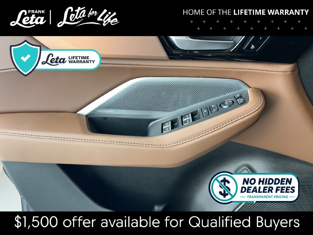 New 2026 Liquid Carbon Metallic Acura w/Technology Package image 17
