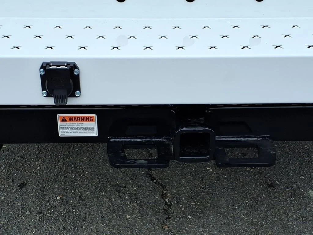 New 2026 Summit White Chevrolet Work Truck image 6