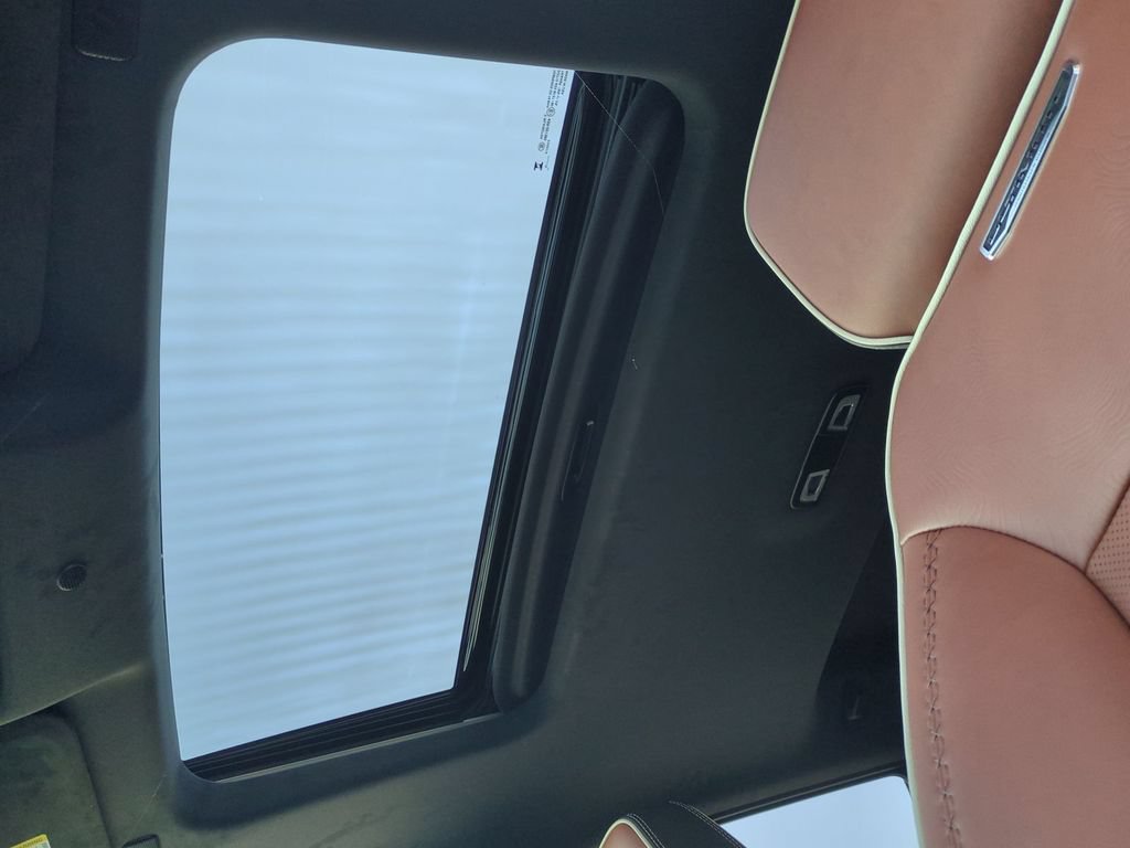 New 2026 Glacier White Tricoat GMC Denali Ultimate image 18
